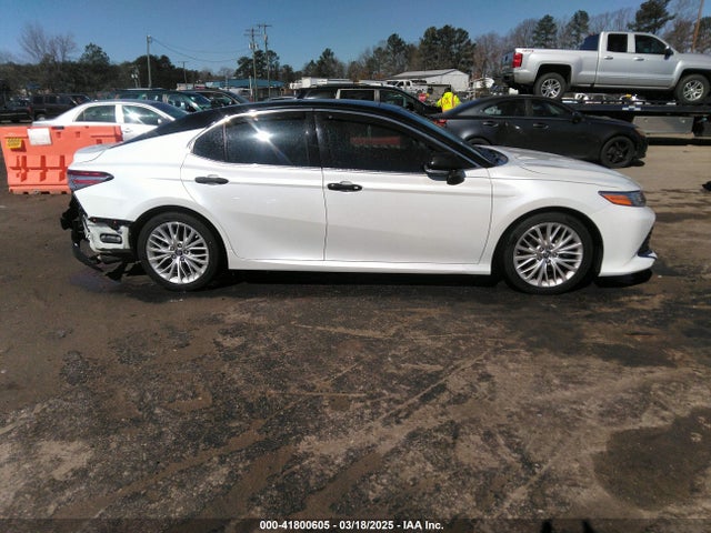 4T1B11HK8JU020827 Toyota CAMRY XLE