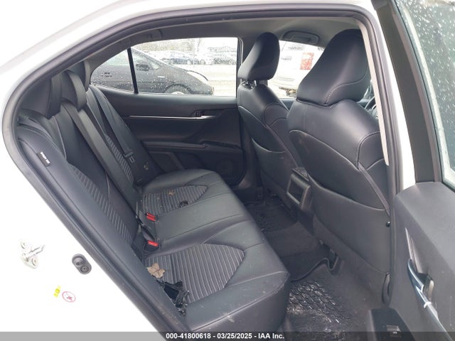 4T1B11HK2JU114170 Toyota CAMRY SE