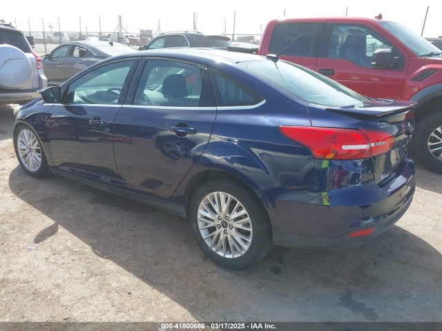 1FADP3J22HL272354 Ford Focus Titanium