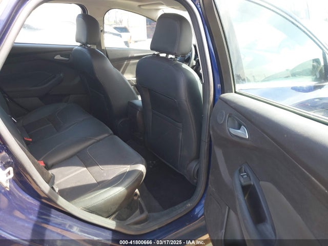 1FADP3J22HL272354 Ford Focus Titanium