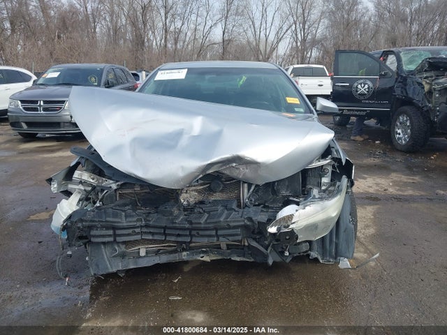 4T1BF1FK1FU983127 Toyota CAMRY SE