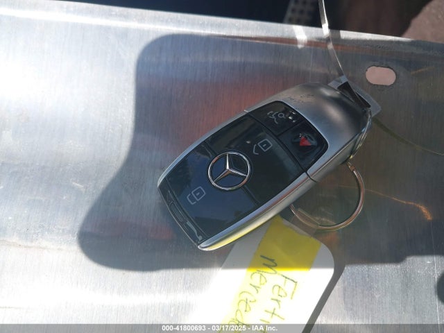 WDD1J6FB9JF053894 Mercedes-Benz E 400