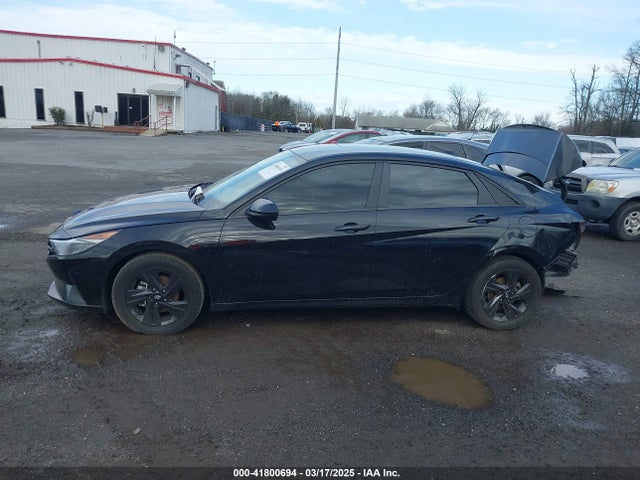 5NPLM4AG8MH031333 Hyundai ELANTRA SEL