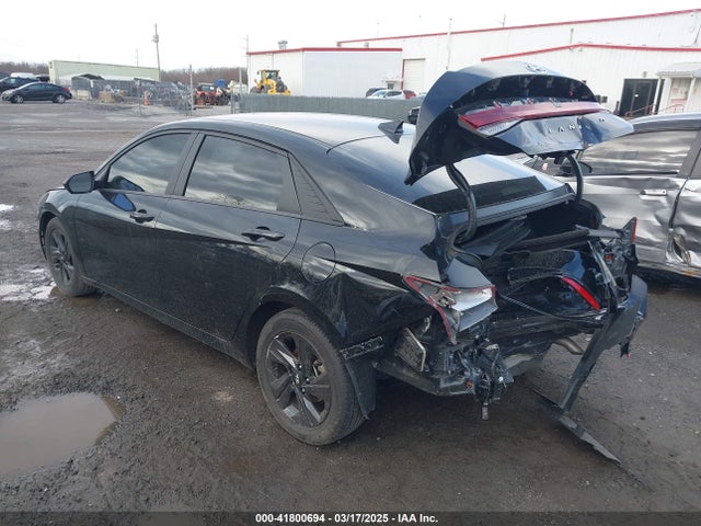 5NPLM4AG8MH031333 Hyundai ELANTRA SEL