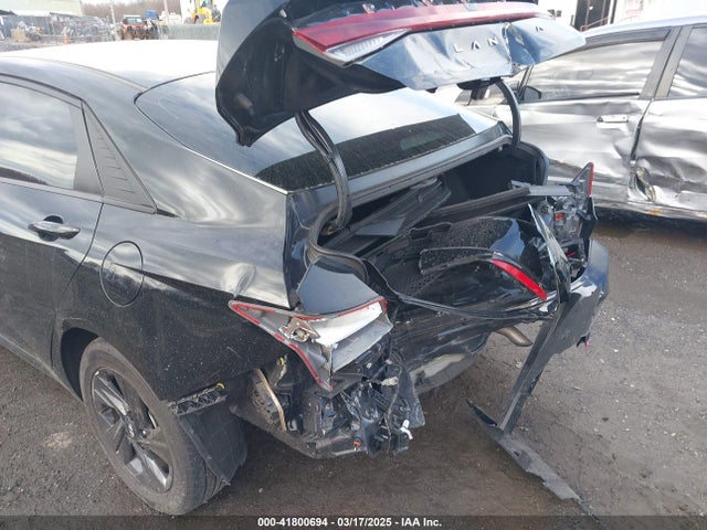 5NPLM4AG8MH031333 Hyundai ELANTRA SEL