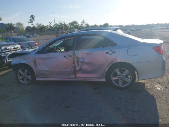 4T1BF1FK9EU449825 Toyota CAMRY SE