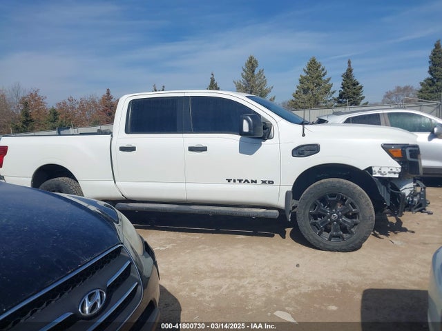 1N6BA1F40JN523851 Nissan Titan Xd Sv Diesel