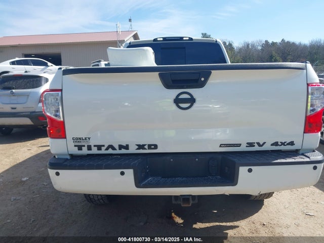 1N6BA1F40JN523851 Nissan Titan Xd Sv Diesel