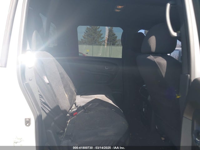 1N6BA1F40JN523851 Nissan Titan Xd Sv Diesel