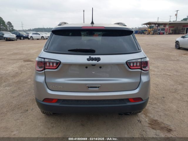 3C4NJCBB1MT597509 Jeep Compass Altitude Fwd
