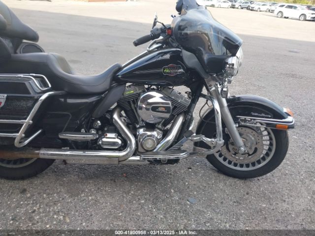 2011 HARLEY-DAVIDSON FLHTCU 1HD1FC417BB629221 Photo 7