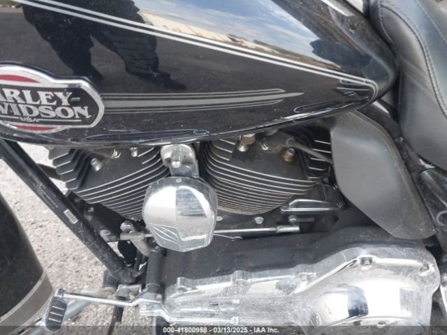 2011 HARLEY-DAVIDSON FLHTCU 1HD1FC417BB629221 Photo 8