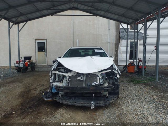 2T1BURHE7EC092576 Toyota Corolla S Premium