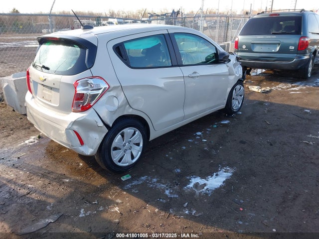 Chevrolet Spark Ls Cvt 2017 KL8CB6SA1HC732530 Image 4