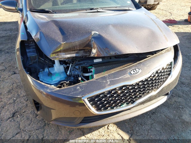 3KPFK4A77JE224270 KIA FORTE LX