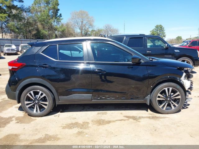 3N1CP5CU6JL518464 Nissan KICKS SV