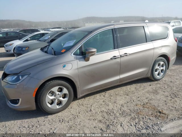 2018 CHRYSLER PACIFICA HYBRID 2C4RC1H7XJR164515 Photo 1