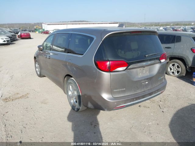 2018 CHRYSLER PACIFICA HYBRID 2C4RC1H7XJR164515 Photo 2
