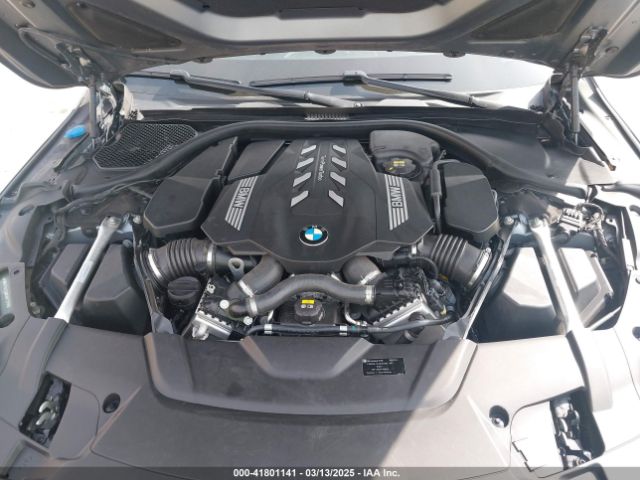 2022 BMW 750 WBA7U2C08NCH57275 Photo 9