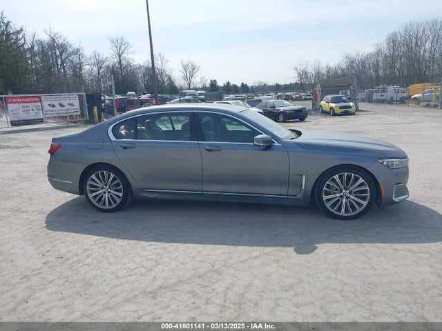BMW 750 I Xdrive 2022 WBA7U2C08NCH57275 Image 13