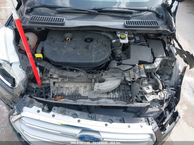 1FMCU0G99HUA95440 Ford ESCAPE SE
