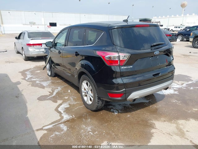 1FMCU0G99HUA95440 Ford ESCAPE SE