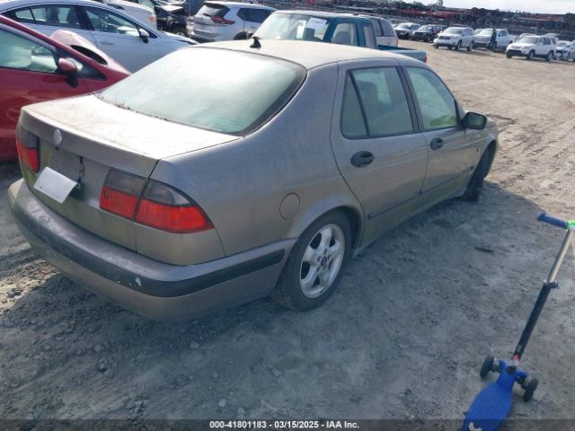 2001 SAAB 9-5 YS3EF48Z613013360 Photo 3