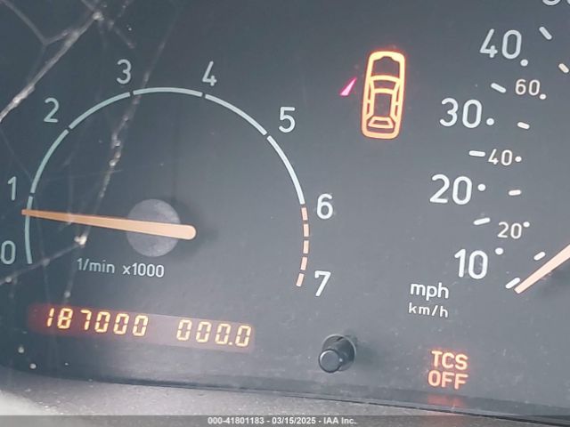 2001 SAAB 9-5 YS3EF48Z613013360 Photo 6