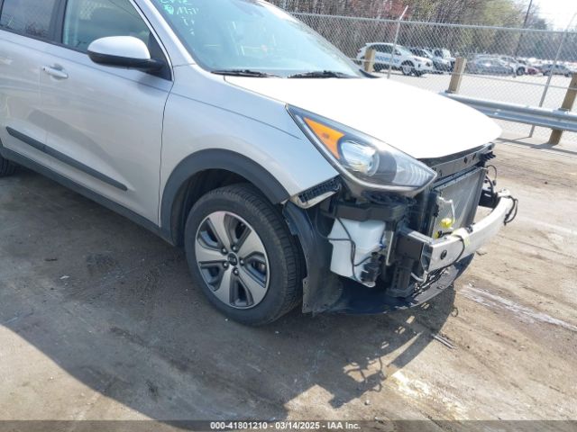 KNDCB3LC1K5262906 KIA NIRO LX