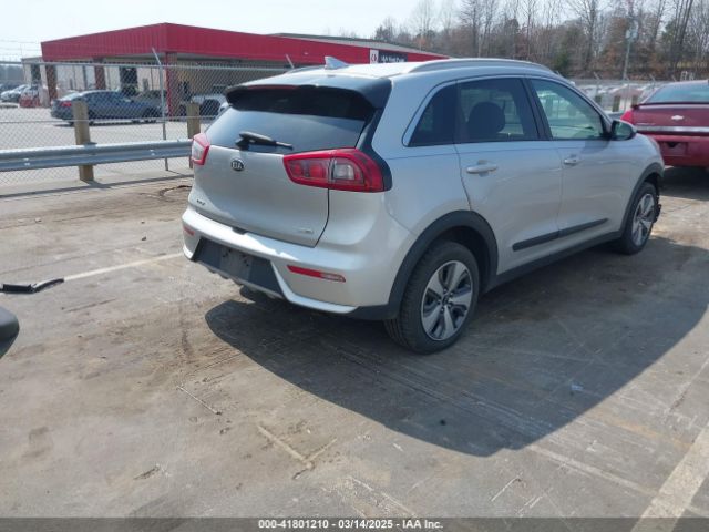 KNDCB3LC1K5262906 KIA NIRO LX