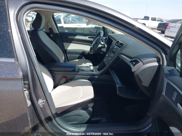 3FA6P0HD0LR147782 Ford FUSION SE