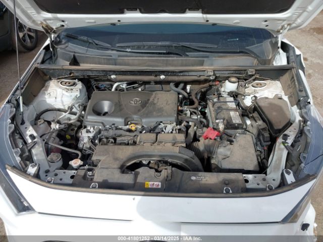 2T3F1RFV6LC128047 Toyota RAV4 LE