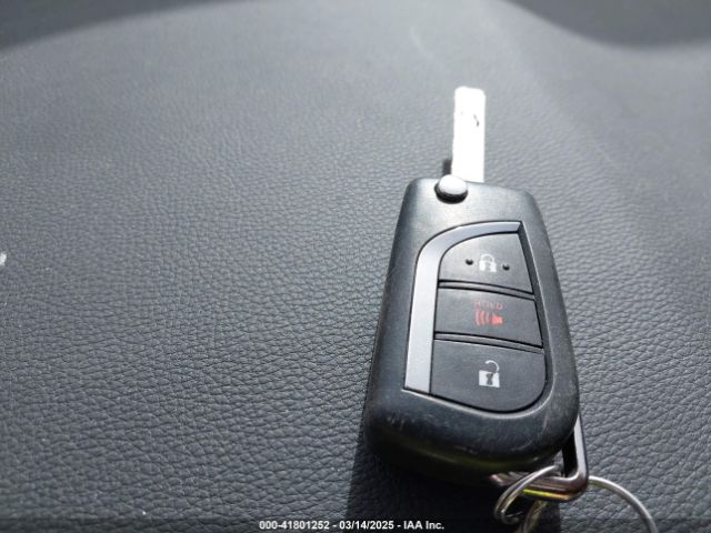 2T3F1RFV6LC128047 Toyota RAV4 LE
