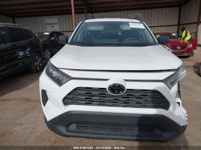 2T3F1RFV6LC128047 Toyota RAV4 LE