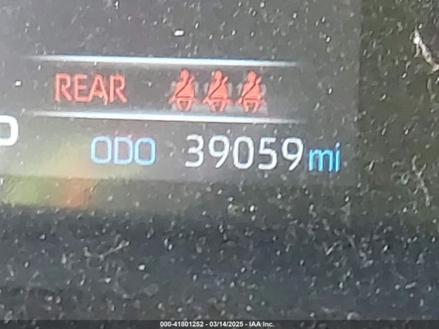 2T3F1RFV6LC128047 Toyota RAV4 LE
