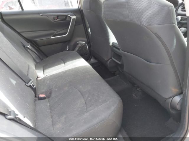 2T3F1RFV6LC128047 Toyota RAV4 LE