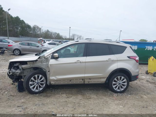 1FMCU0JD2HUC30884 Ford Escape Titanium