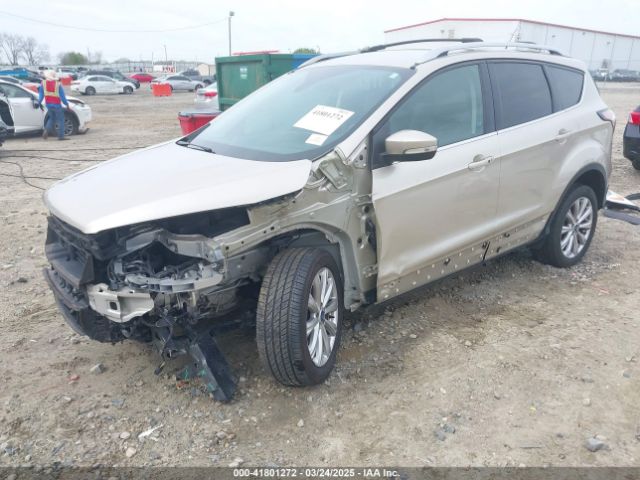 1FMCU0JD2HUC30884 Ford Escape Titanium