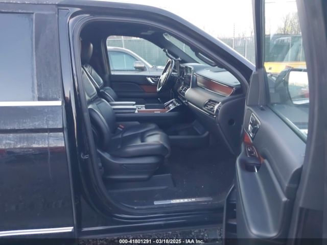 2018 LINCOLN NAVIGATOR 5LMJJ2JT9JEL05516 Photo 4