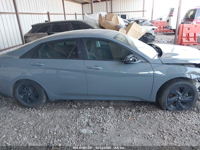 KMHLM4AJ6PU043451 Hyundai Elantra Hybrid Blue