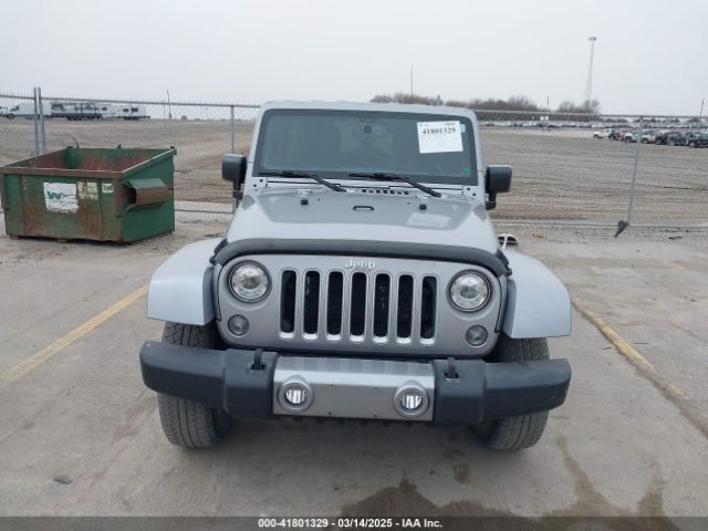 1C4HJWEG9HL559971 Jeep Wrangler Unlimited Sahara 4x4