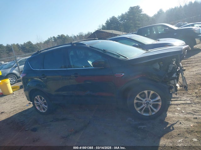 1FMCU9GD5HUC70341 Ford ESCAPE SE