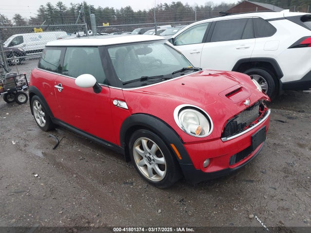 2008 MINI COOPER S WMWMF73538TT89952 Photo 0