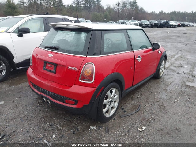 2008 MINI COOPER S WMWMF73538TT89952 Photo 3