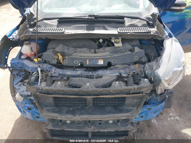 1FMCU9JD4HUE54811 Ford Escape Titanium