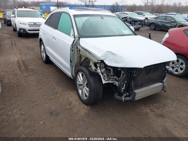 2018 AUDI Q3 WA1ECCFS5JR014331 Photo 0
