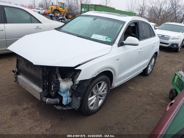 2018 AUDI Q3 WA1ECCFS5JR014331 Photo 1