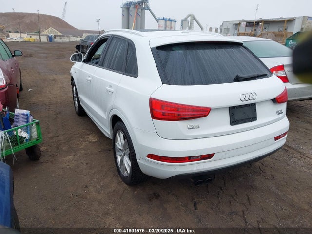 2018 AUDI Q3 WA1ECCFS5JR014331 Photo 2