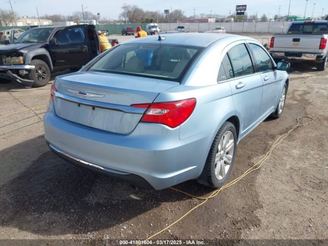 2012 CHRYSLER 200 1C3CCBBG5CN328715 Photo 3