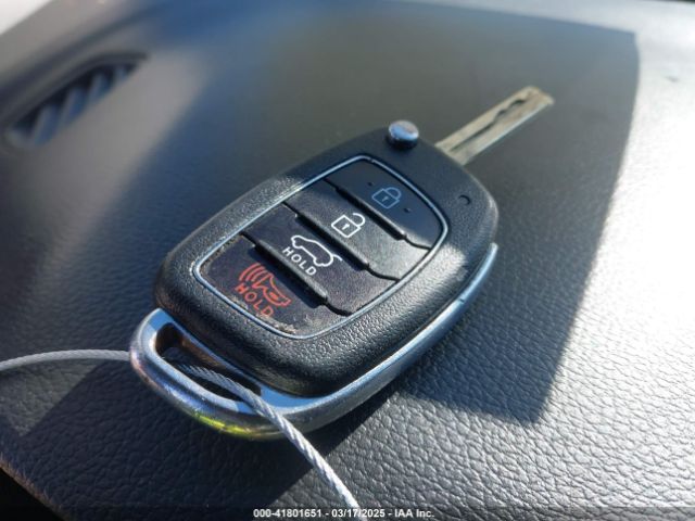 KM8J23A43LU235115 Hyundai TUCSON SE